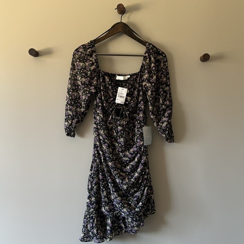 ASTR RUCHED SWEETHEART 3/4 SLEEVE ASYMMETRICAL BLACK PURPLE DITSY DRESS SM